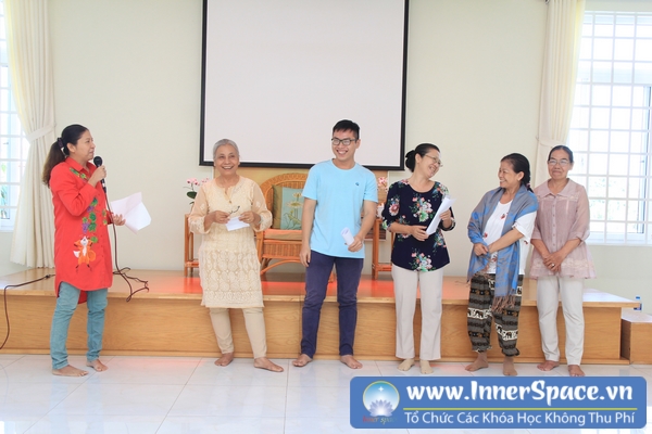 trung-tam-innerspace-viet-nam-thi-tai-nang-nhung-dua-tre-to-xac