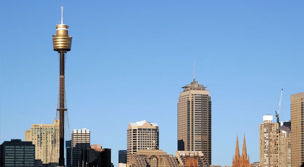 Dưới bóng tòa tháp Sydney